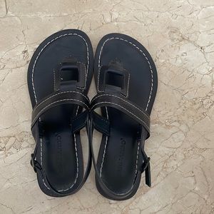 Bernardo Navy blue sandal with white stitching